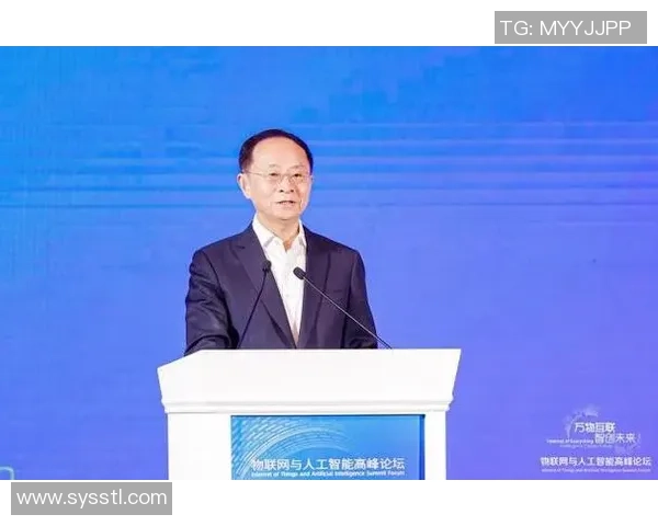 重庆足球队转型之路的挑战与机遇探索特别报道